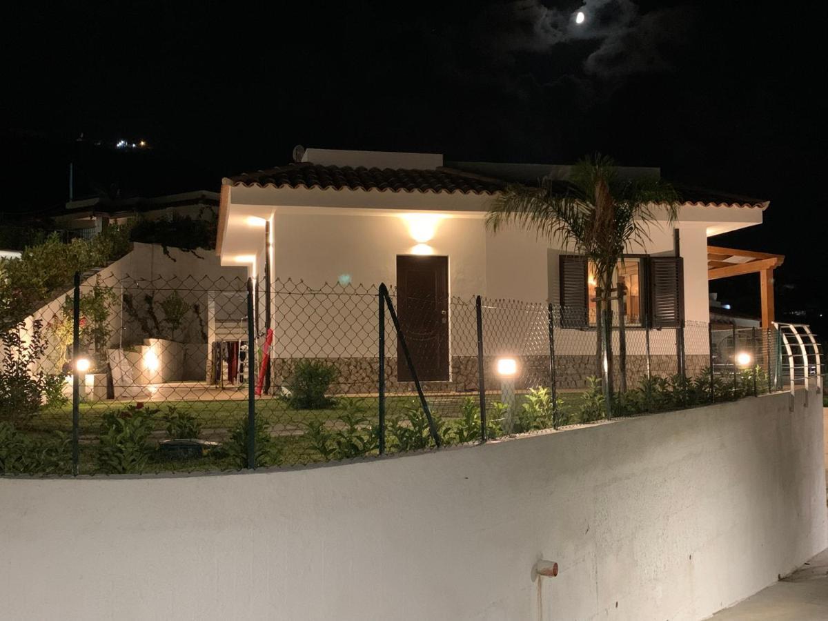Villa Dei Fiori Zambrone Eksteriør billede