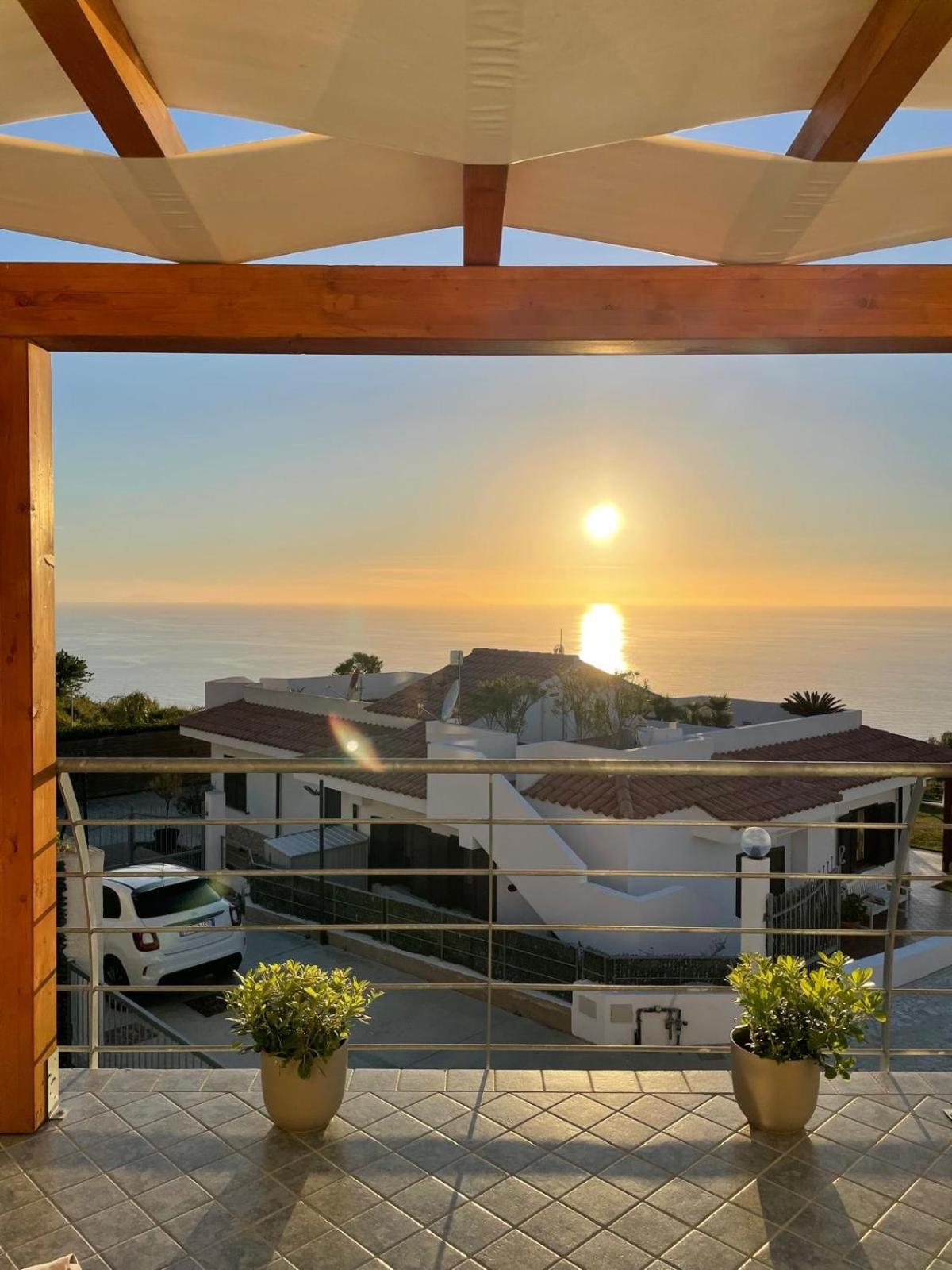 Villa Dei Fiori Zambrone Eksteriør billede